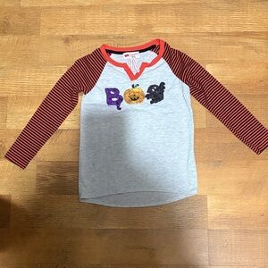 Kids Halloween Raglan Tee with Pumpkin and Bat Design